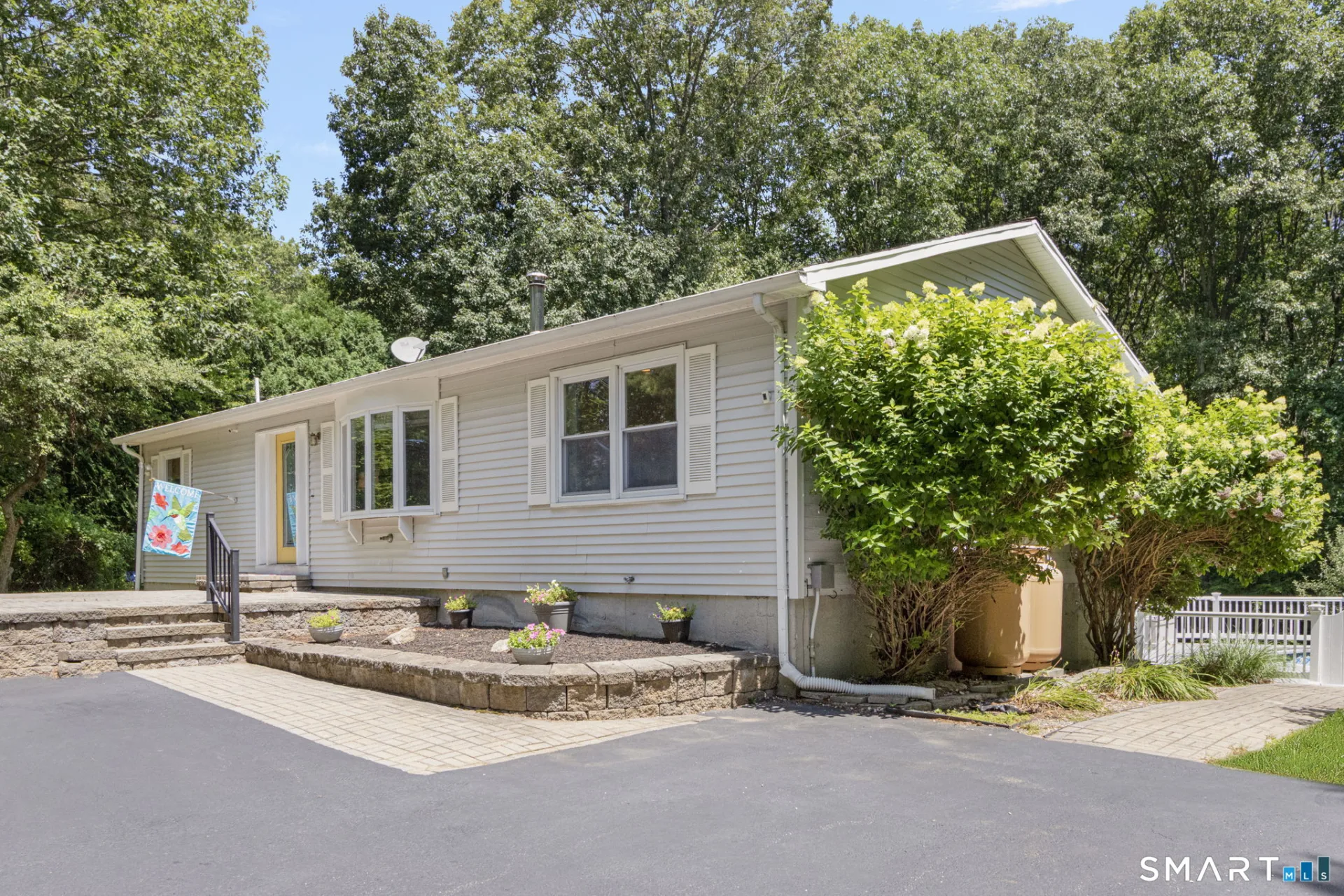 106 North Wawecus Hill Road, Norwich, CT