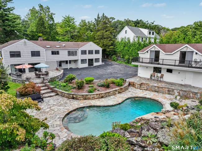 121 Parry Road, Stamford, CT