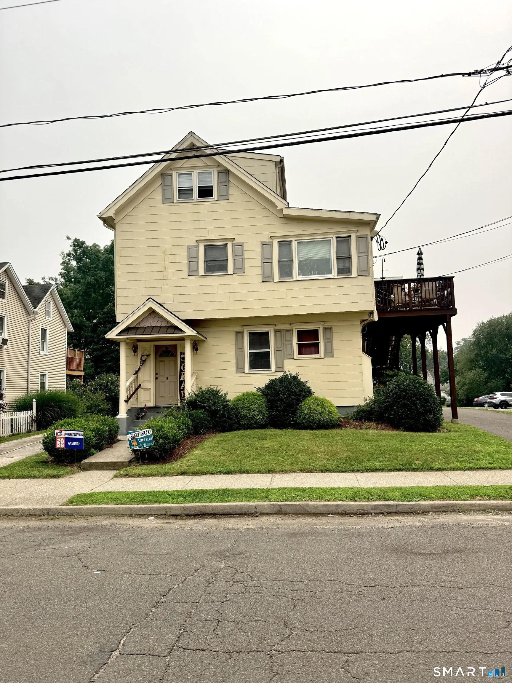 16 Cleveland Street, Danbury, CT