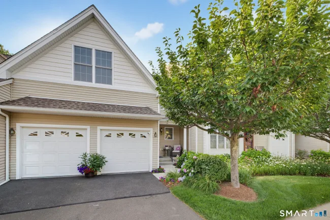 28 Iris Way #28