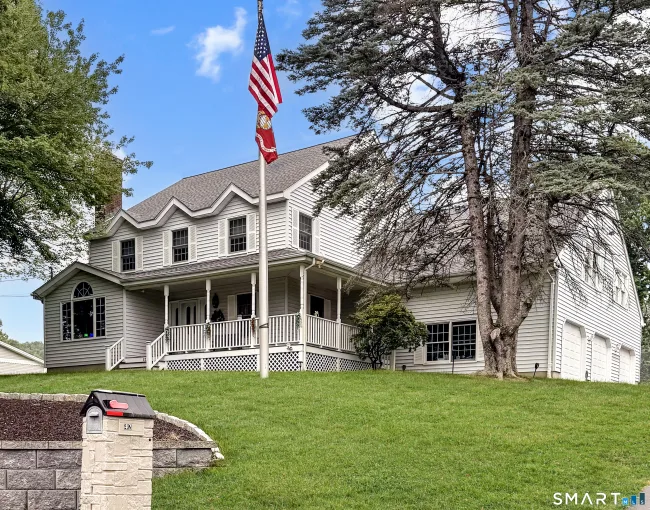 42 Lakeview Drive