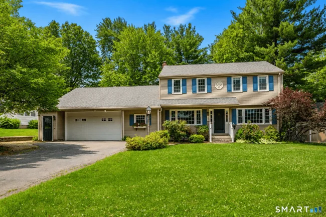 55 Holly Lane
