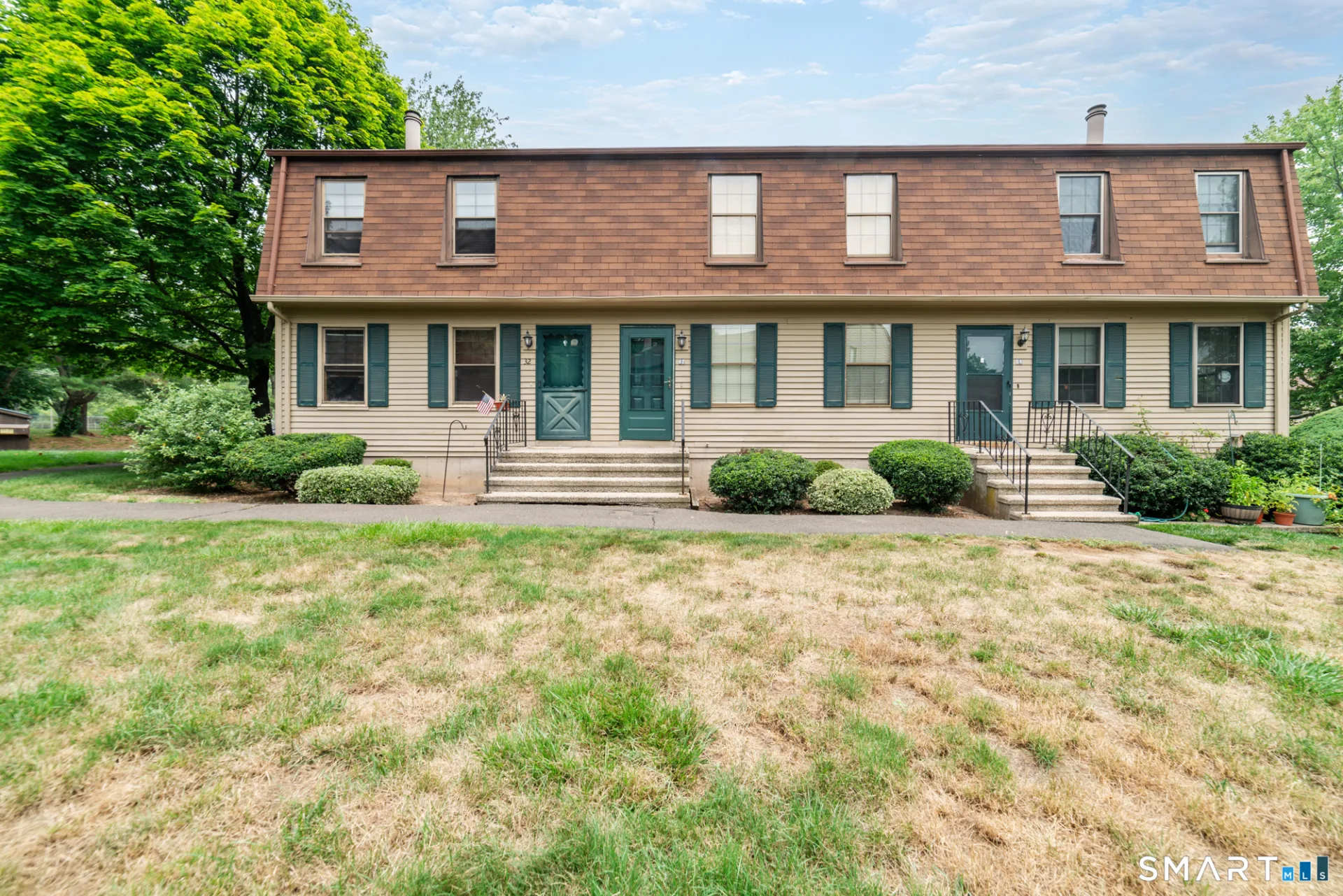 33 Bay Path Way #33, Branford, CT