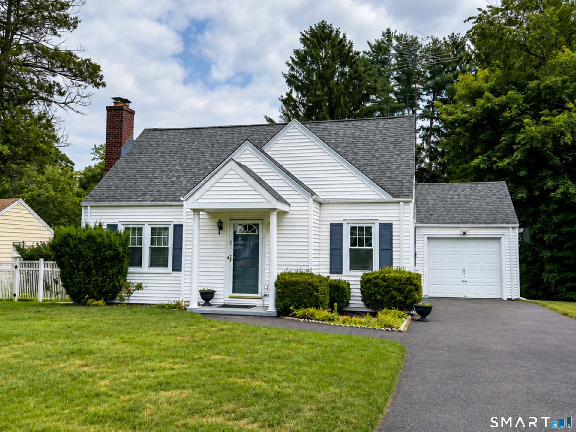 27 Wilson Avenue, Trumbull, CT
