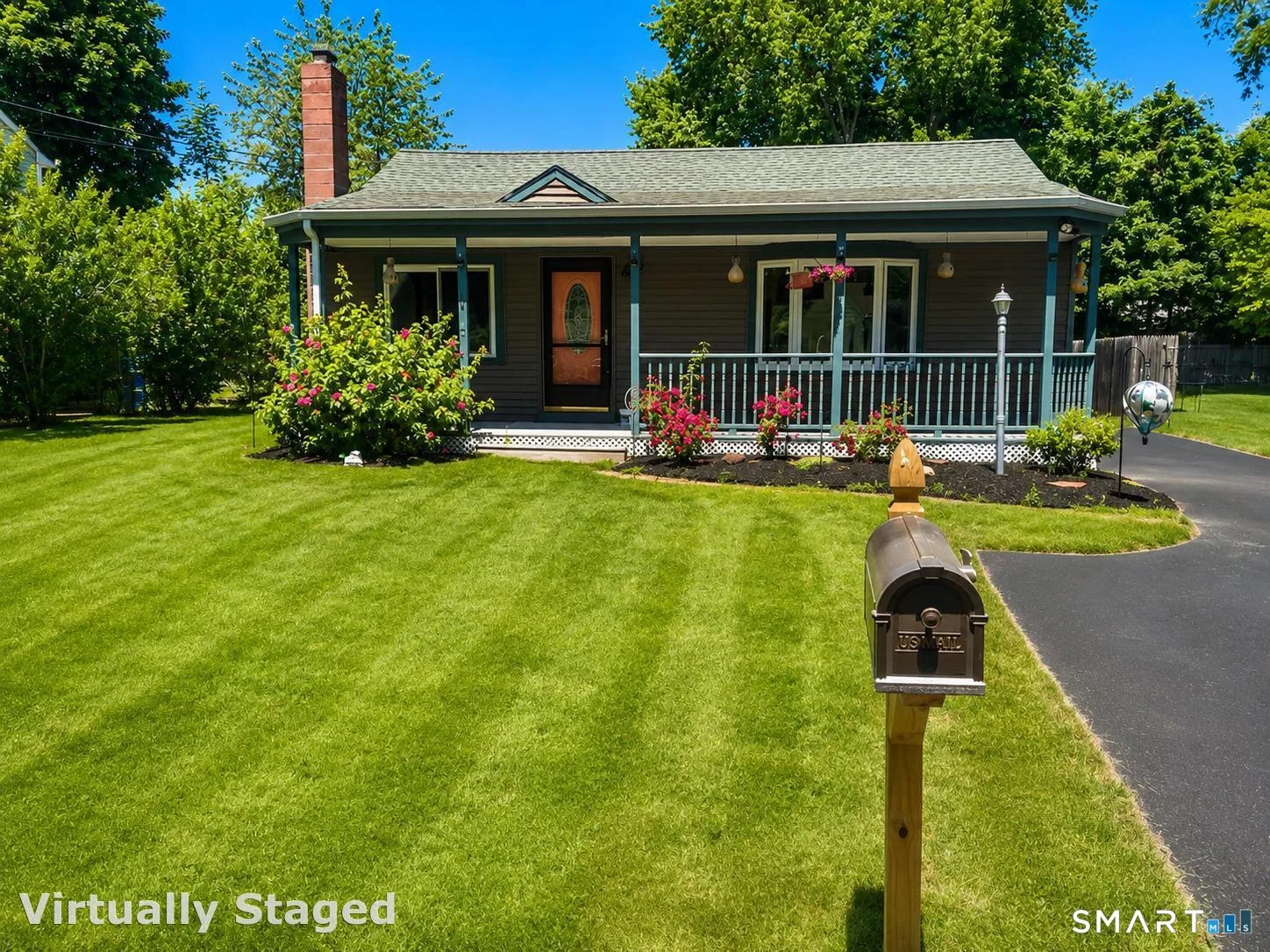 10 Elaine Drive, East Windsor, CT