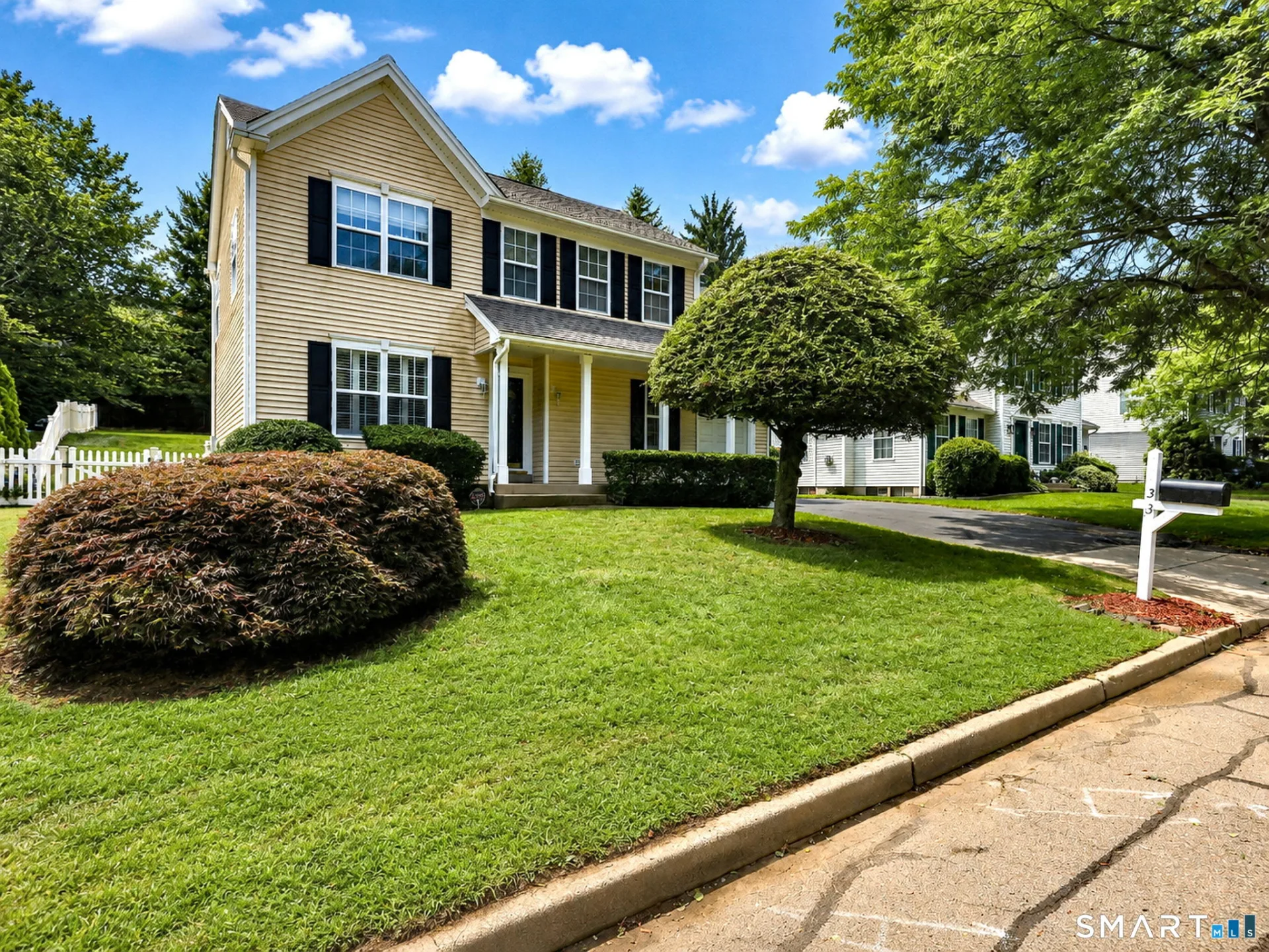 33 Acorn Lane, Milford, CT