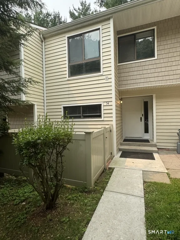 54 Currier Place #54