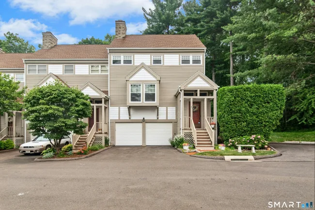 41 Greystone #41, Shelton, CT