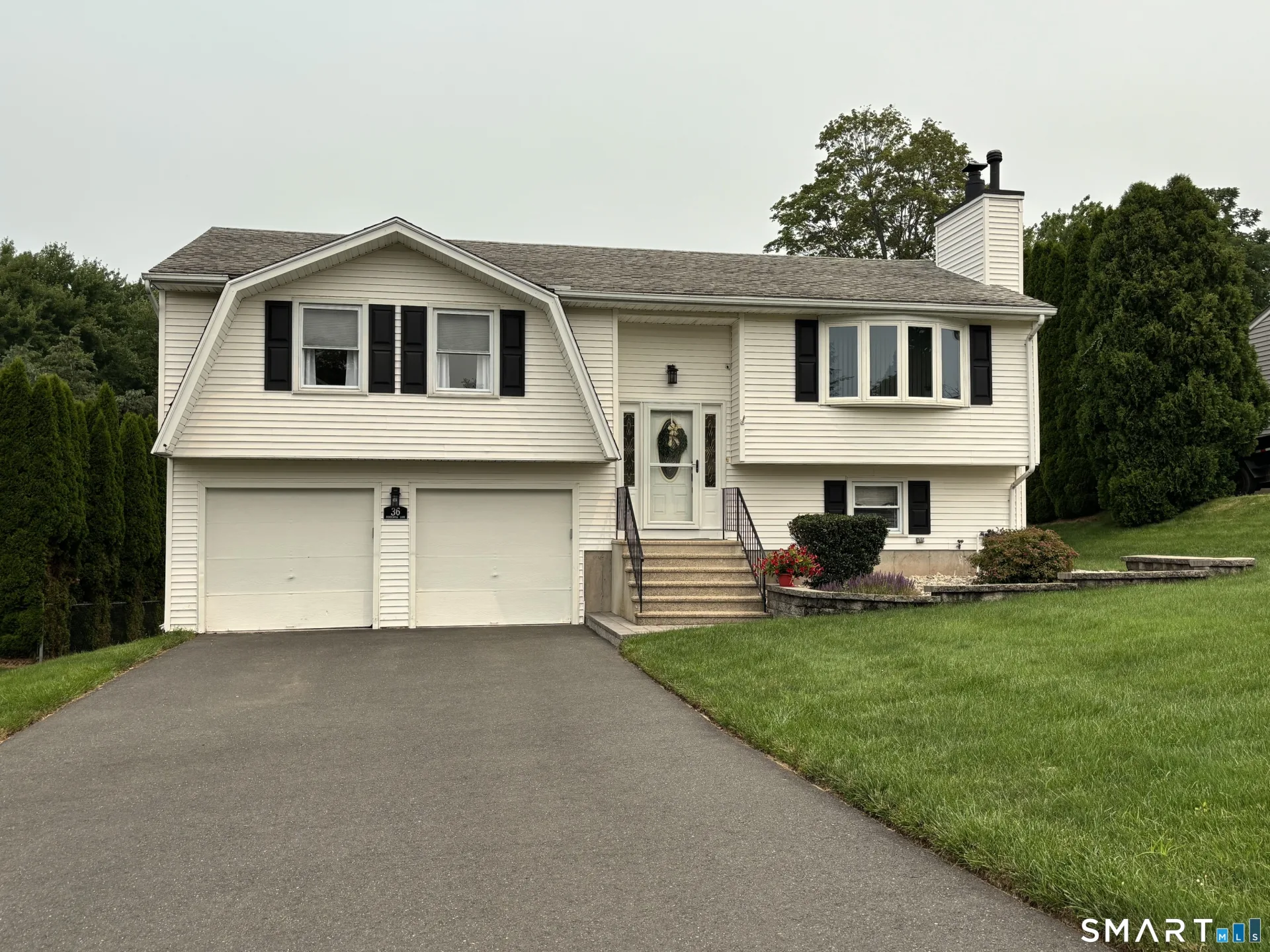 36 Ponderosa Lane, Newington, CT