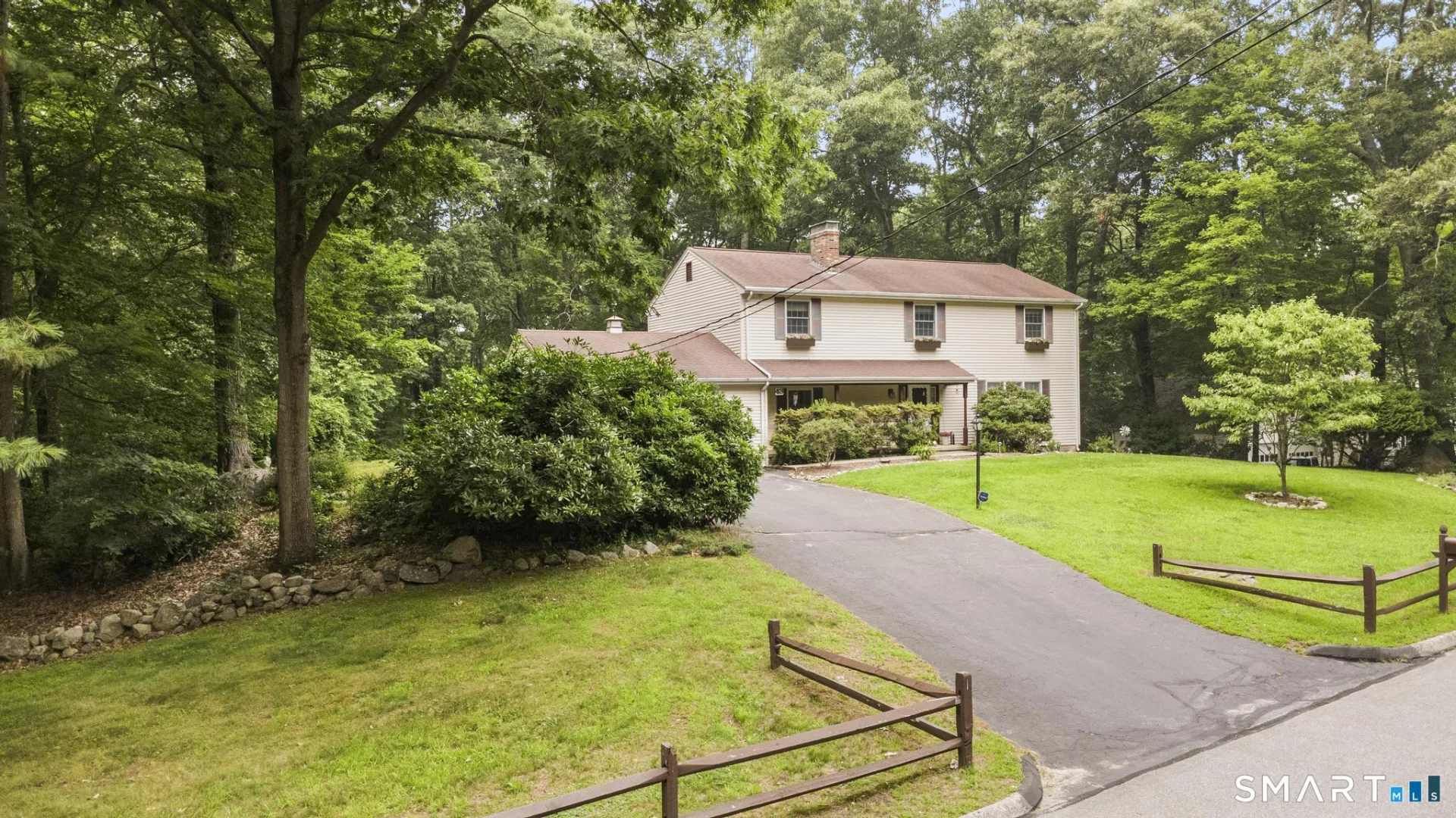 43 Robinhood Drive, Ledyard, CT