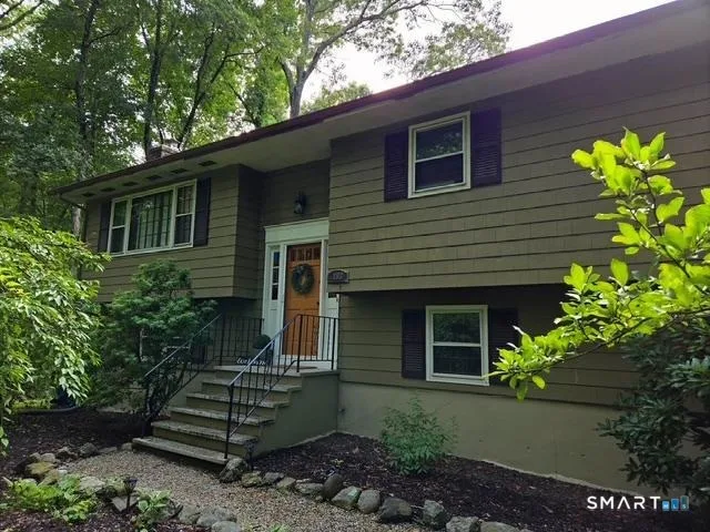 103 Dean Road, East Lyme, CT