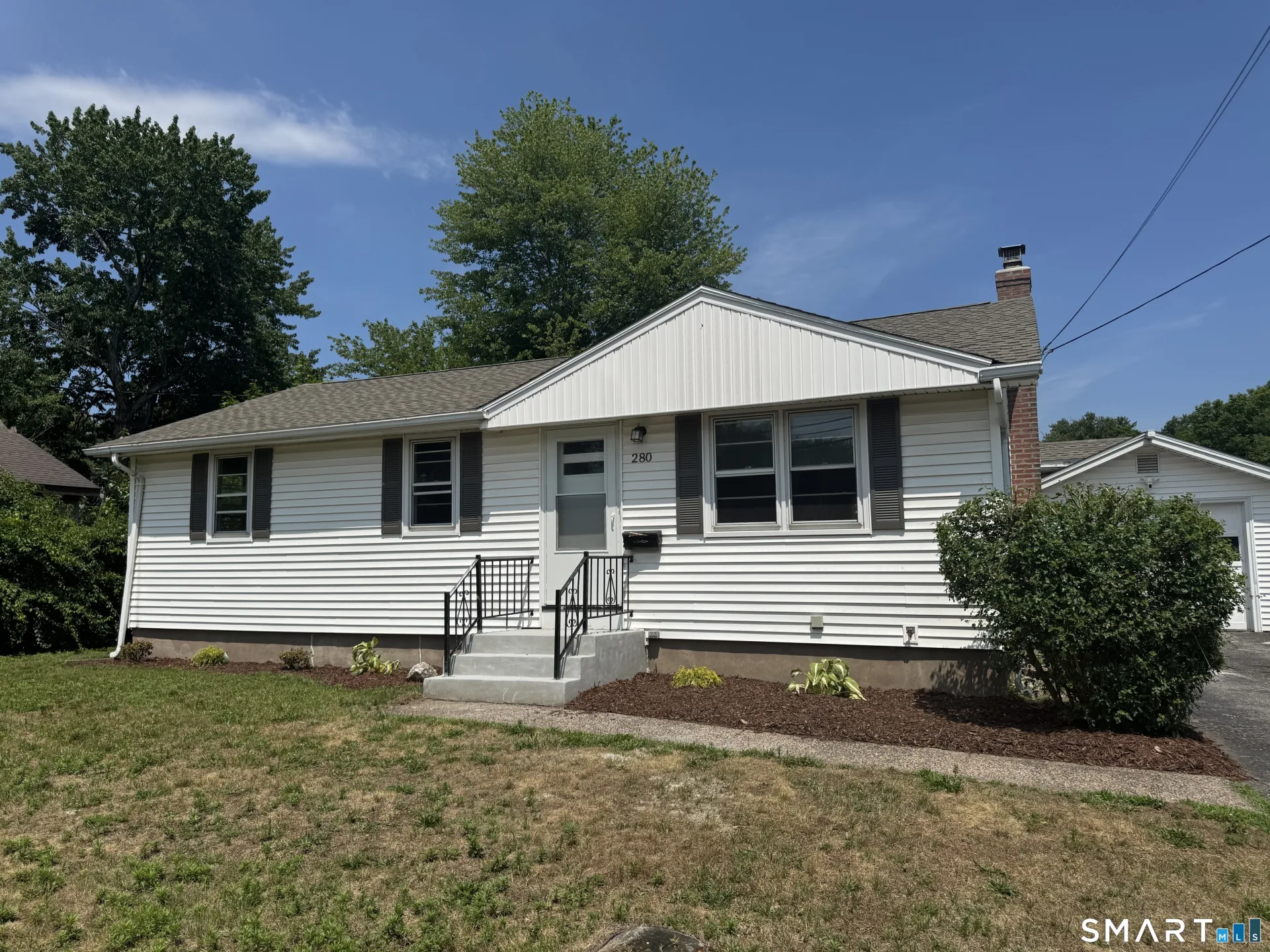 280 School Street, East Hartford, CT