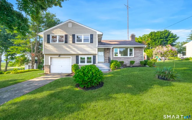 66 Bridgeview Place