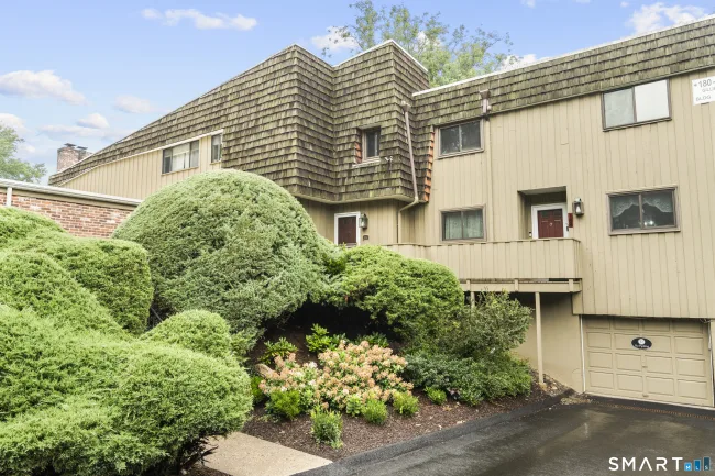 186 Gillies Lane #186