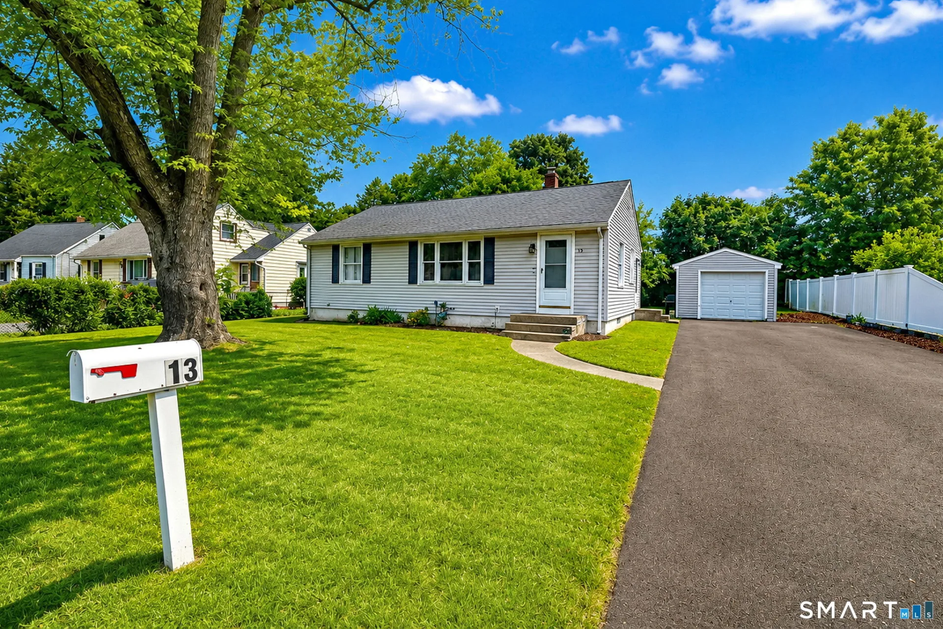 13 Parkview Road, Wallingford, CT