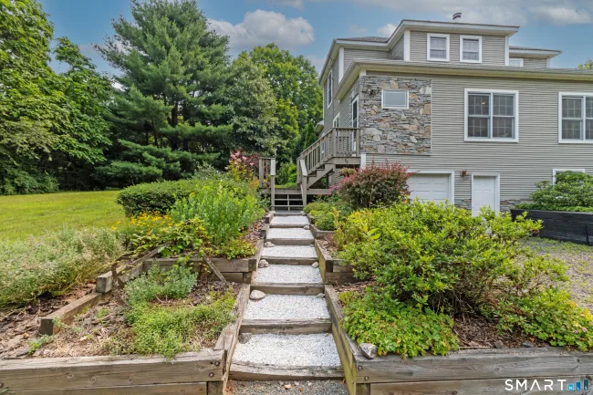 93 Hutchinson Road