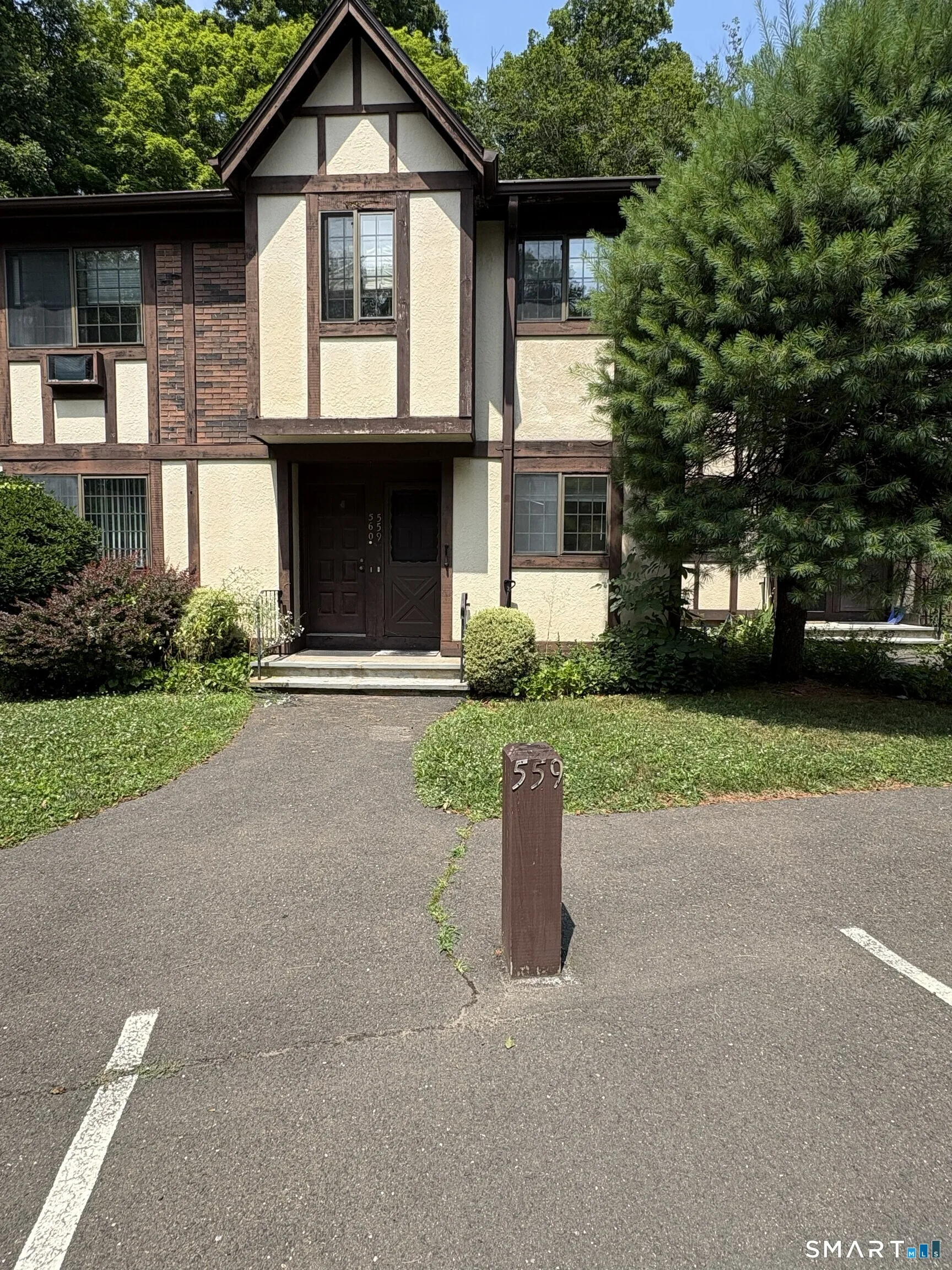 559 Swanson Crescent #559, Milford, CT