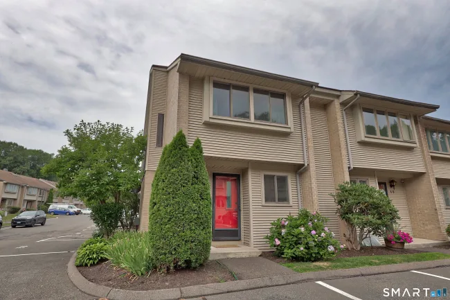 827 Oronoke Road #4-1
