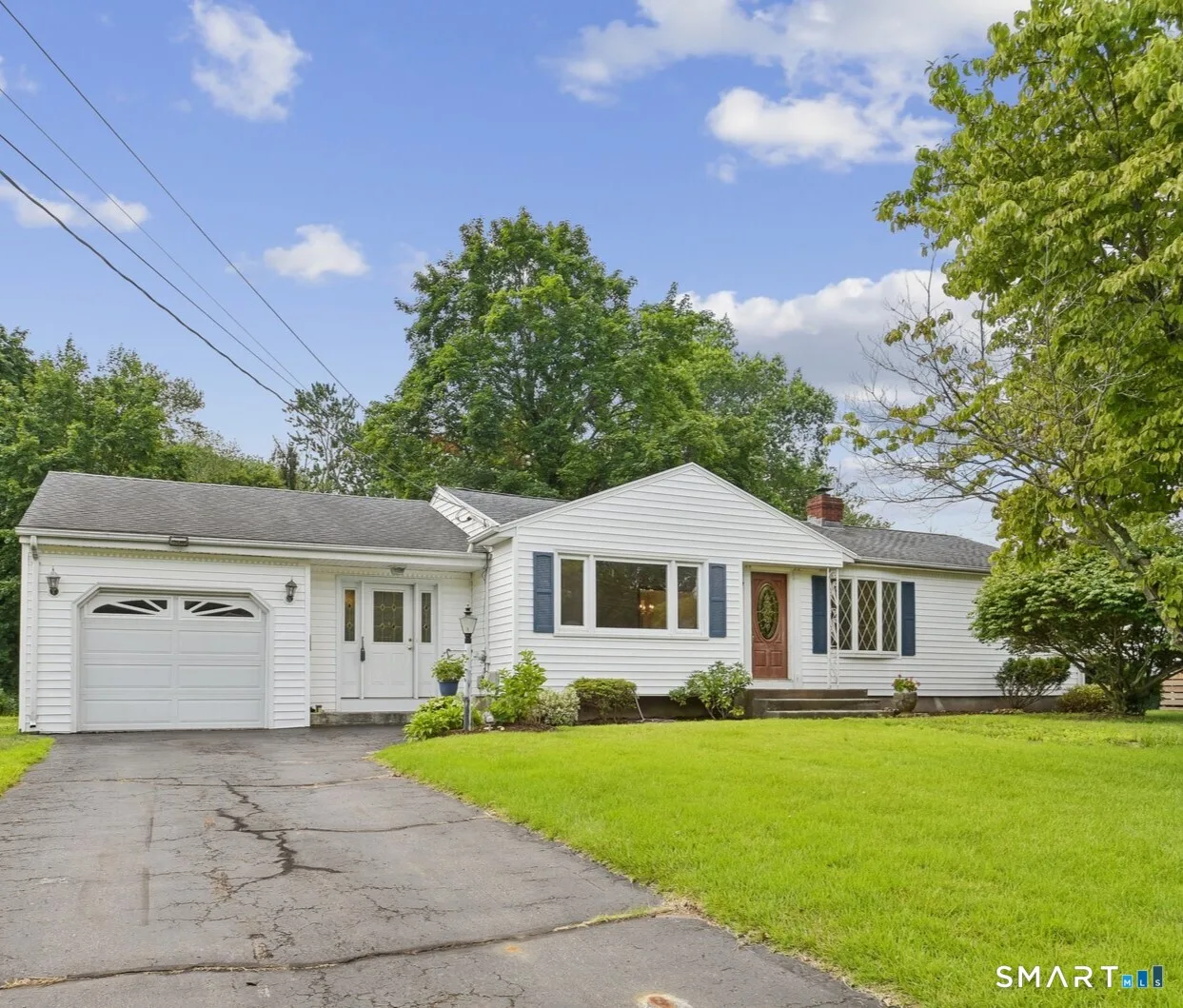 19 Palmer Road, North Haven, CT