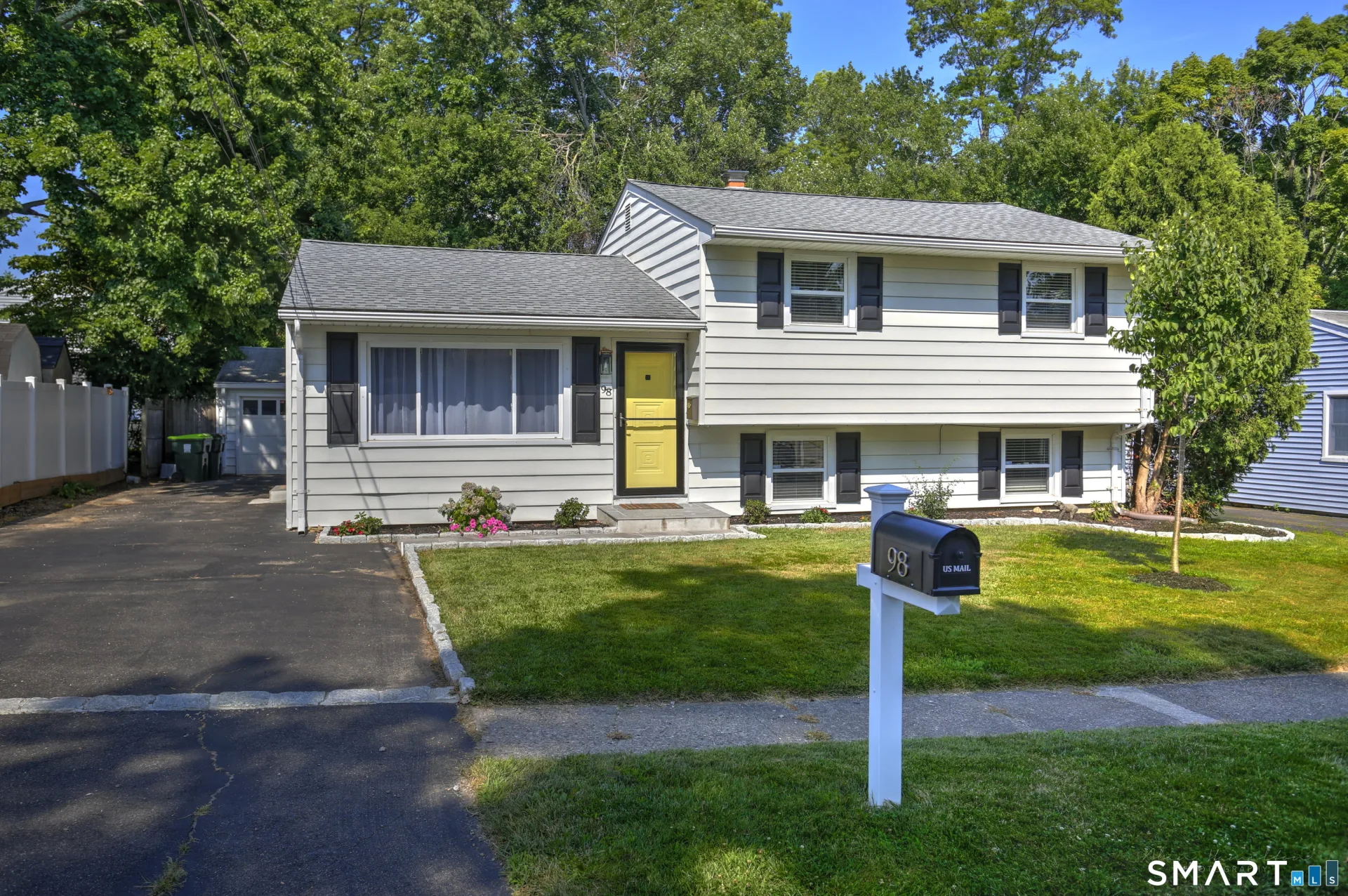 98 Youngstown Road, Fairfield, CT