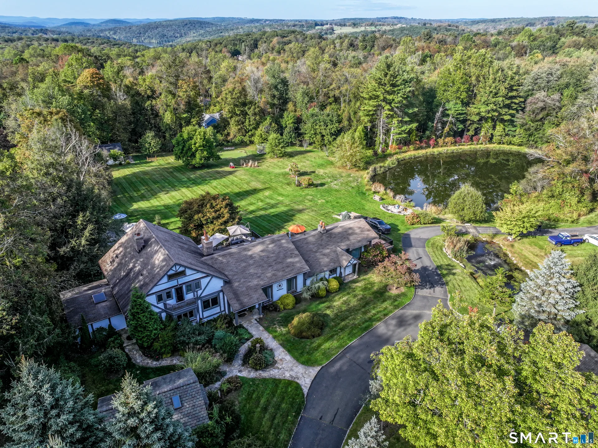 70 Obtuse Hill Road, Brookfield, CT