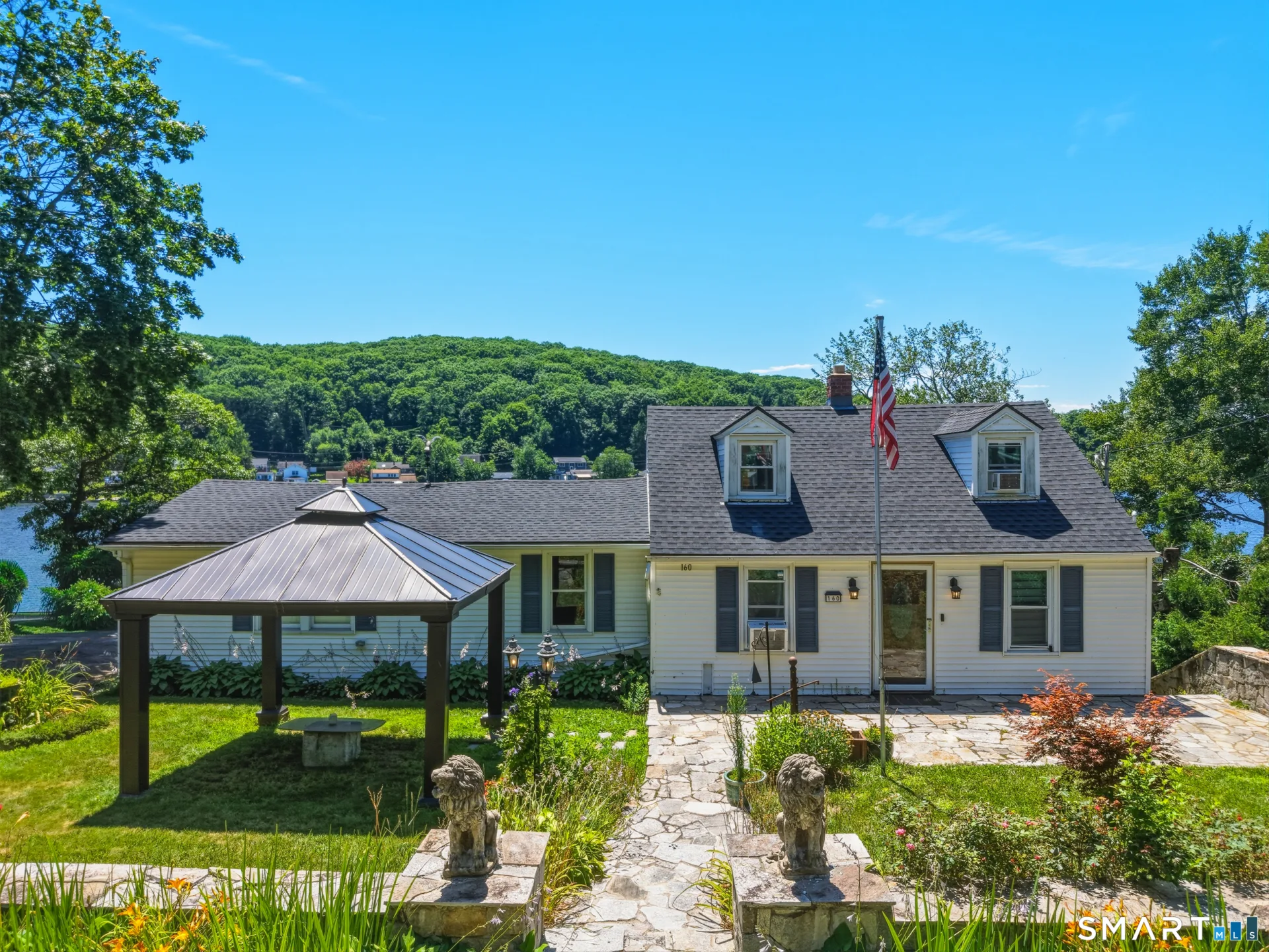 160 Lake Plymouth Boulevard, Plymouth, CT