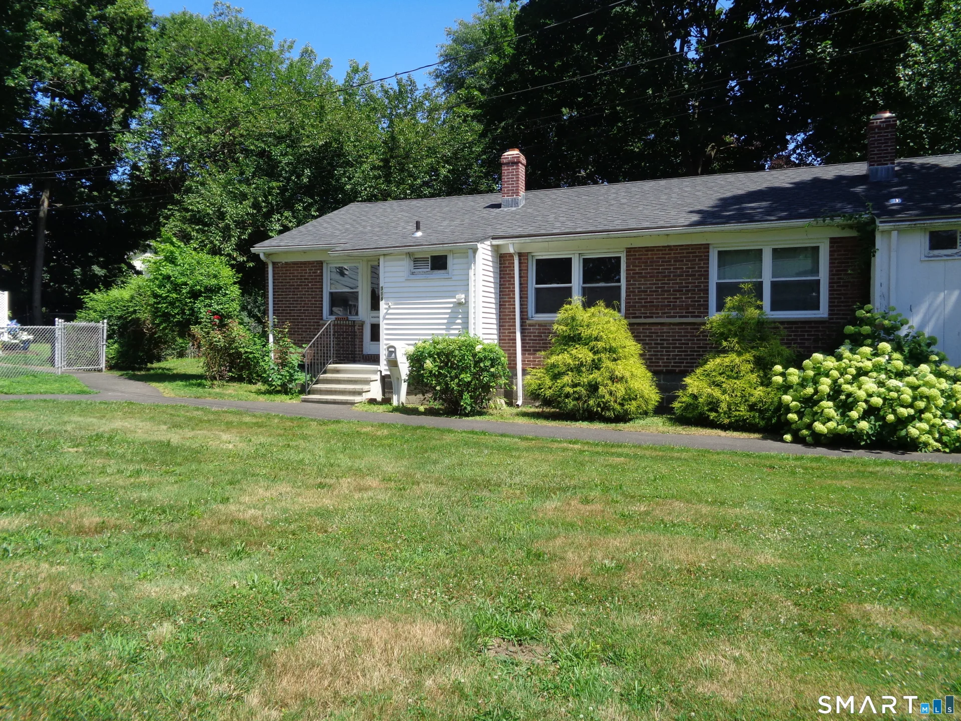 318 Stonybrook Road, Stratford, CT