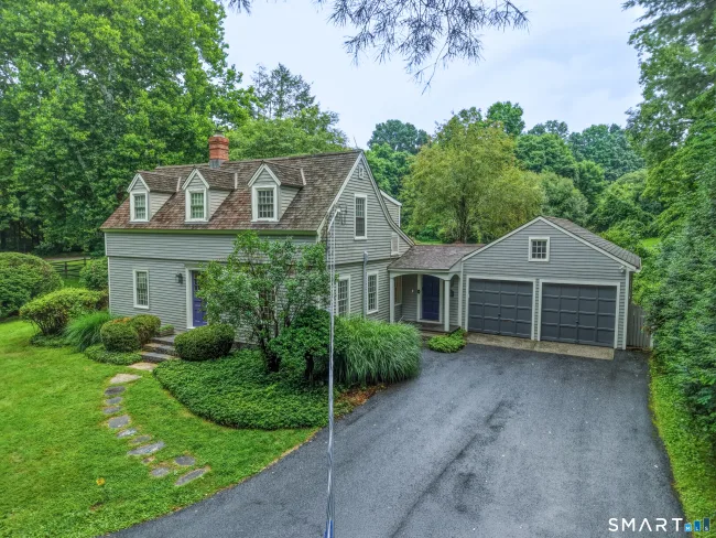 17 Curtiss Road, Woodbury, CT
