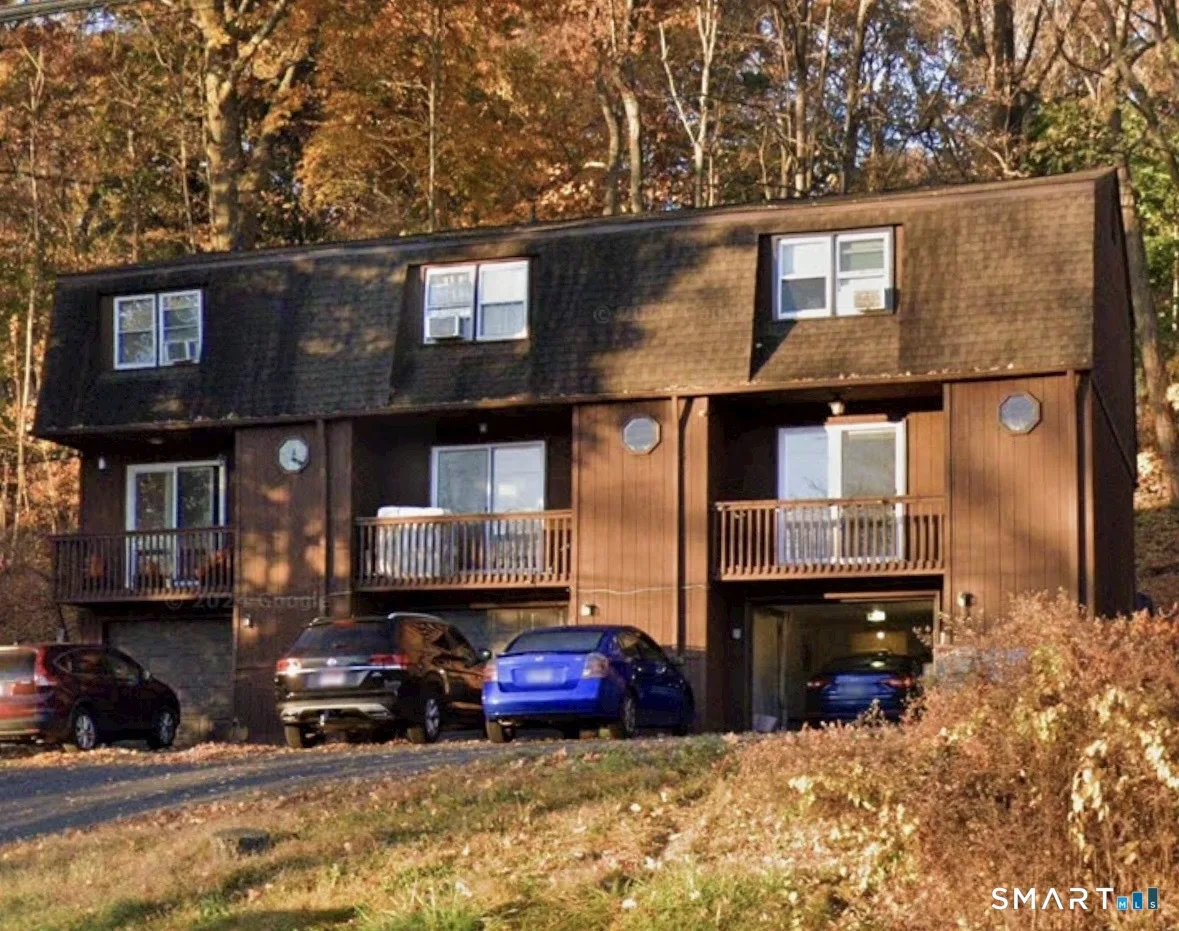 489 King Street, Bristol, CT