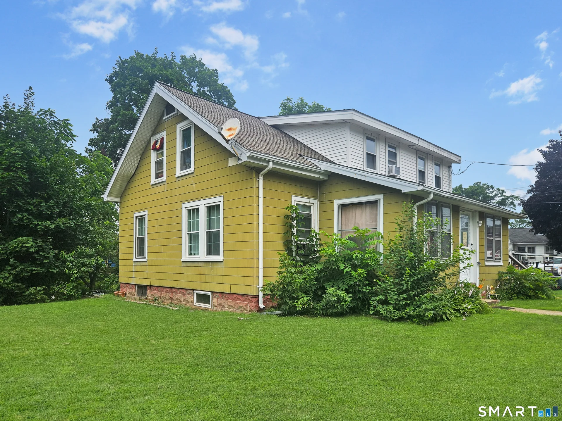 63 School Street, Killingly, CT