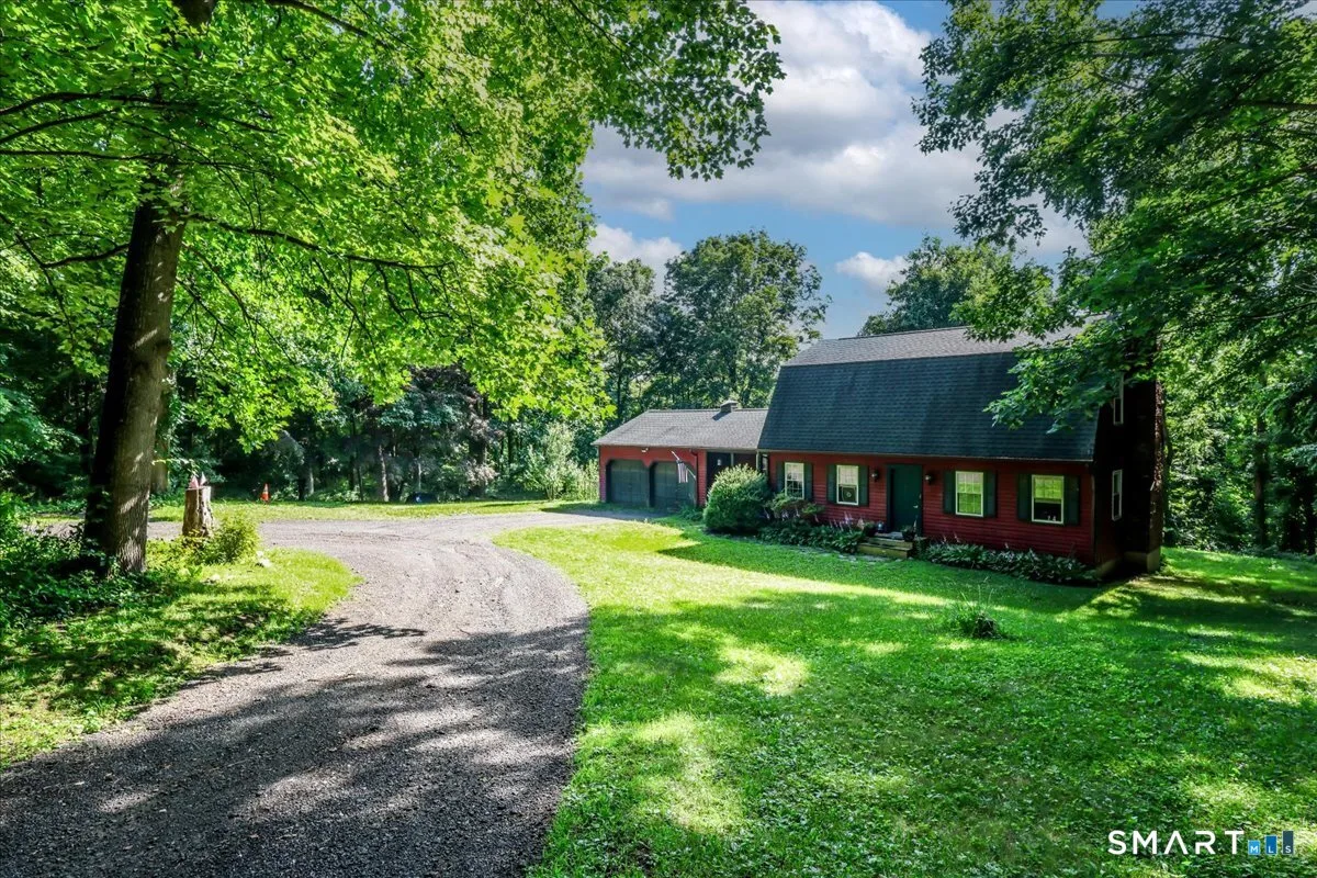 236 Chestnut Land Road, New Milford, CT