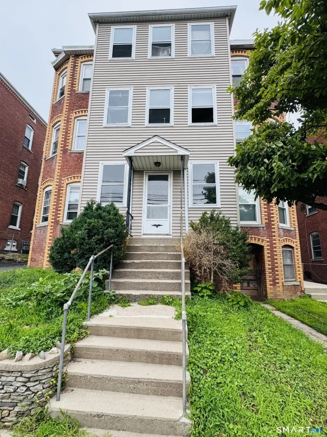 31 Lyman Street