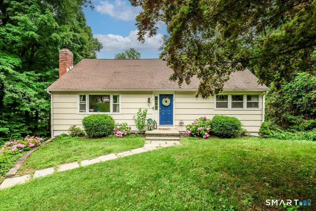 45 Overlook Drive, New Milford, CT