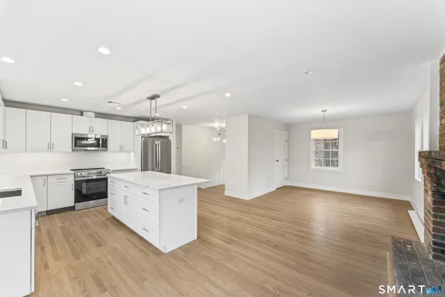 147 Thayer Pond Road, Wilton, CT
