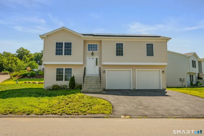 2 Julian Circle, Sterling, CT