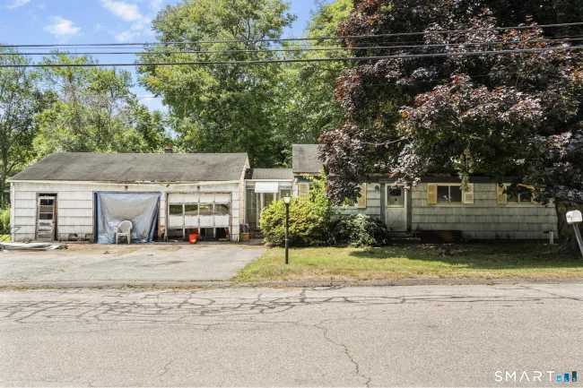 13 Shawondassee Drive