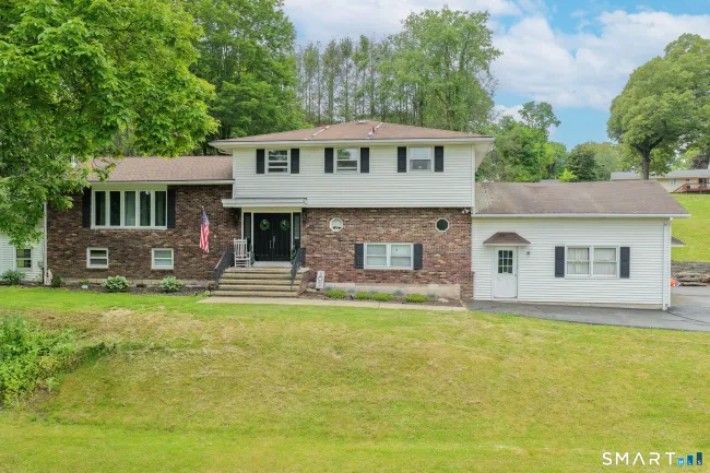 16 Indian Hill Road, North Branford, CT