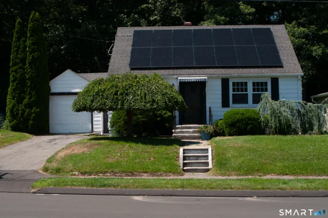 43 Deering Lane