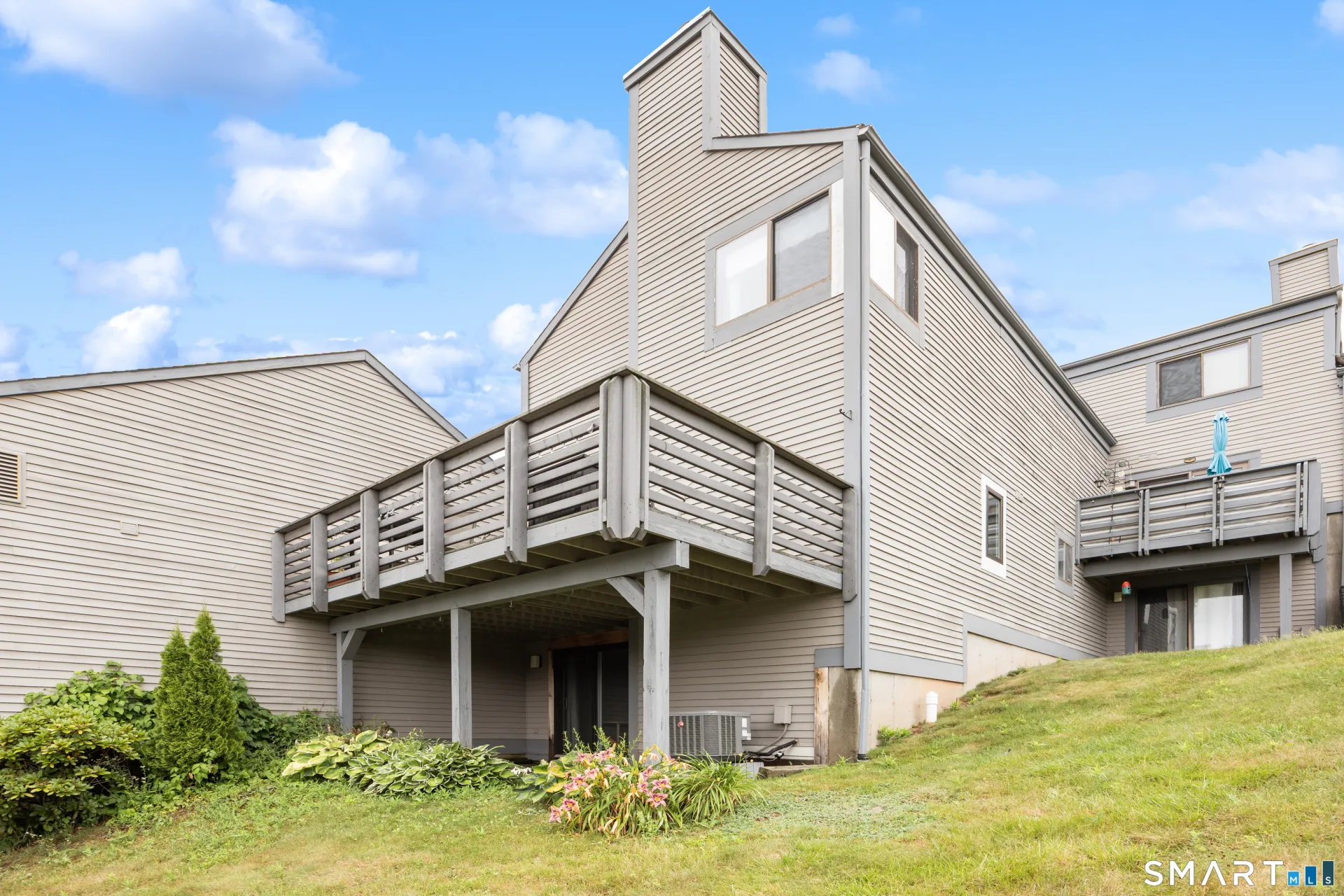 561 Pilgrim Harbor #561, Wallingford, CT