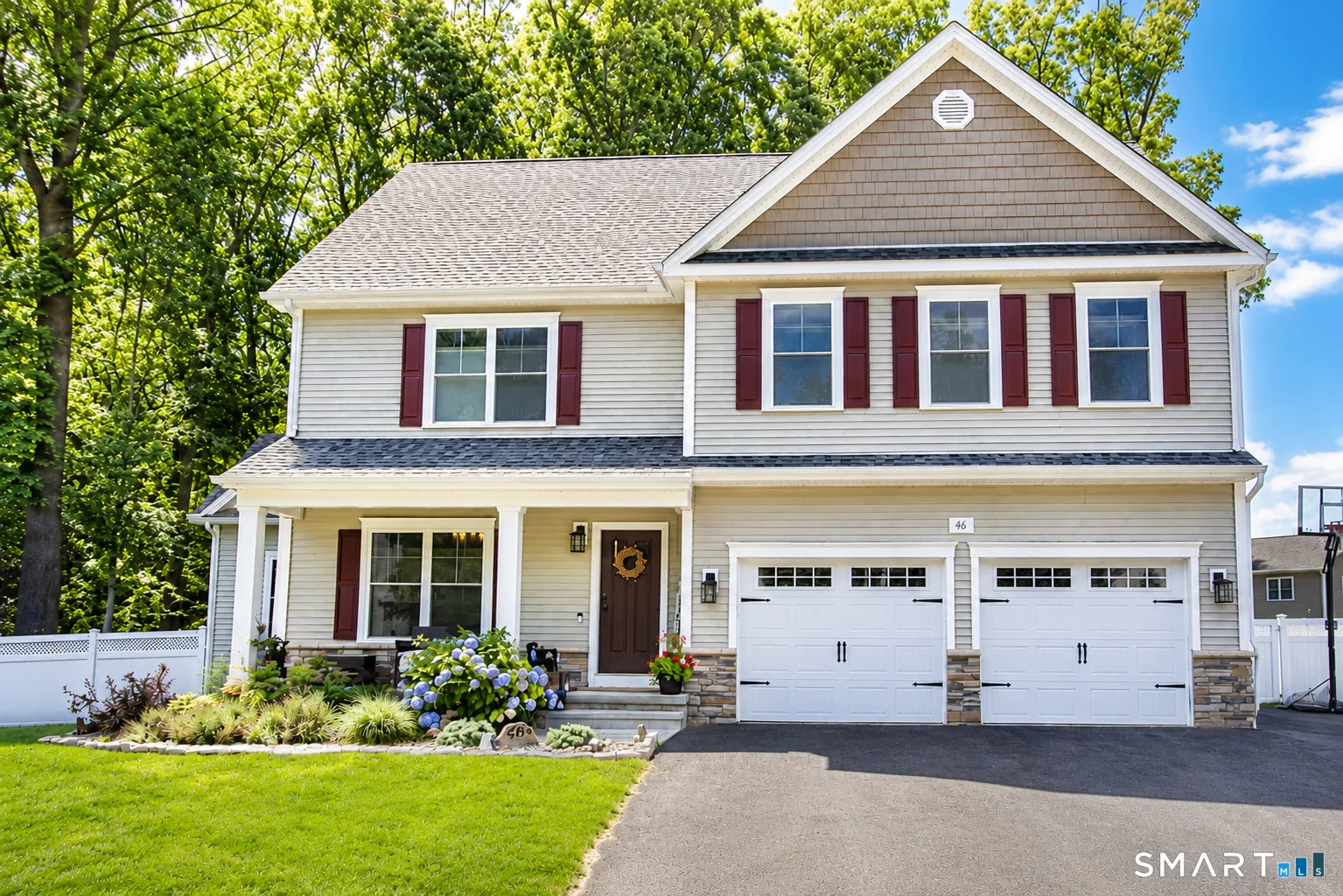 46 Old Oak Court, Southington, CT