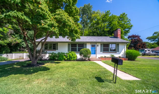 1 Gamma Avenue, Old Lyme, CT