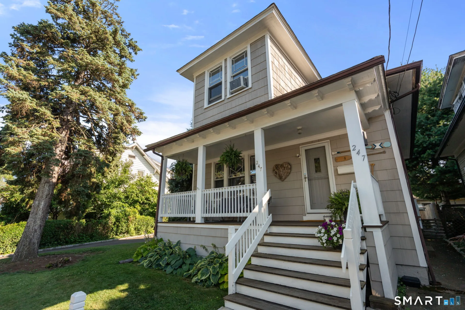 247 Harborview Avenue, Bridgeport, CT