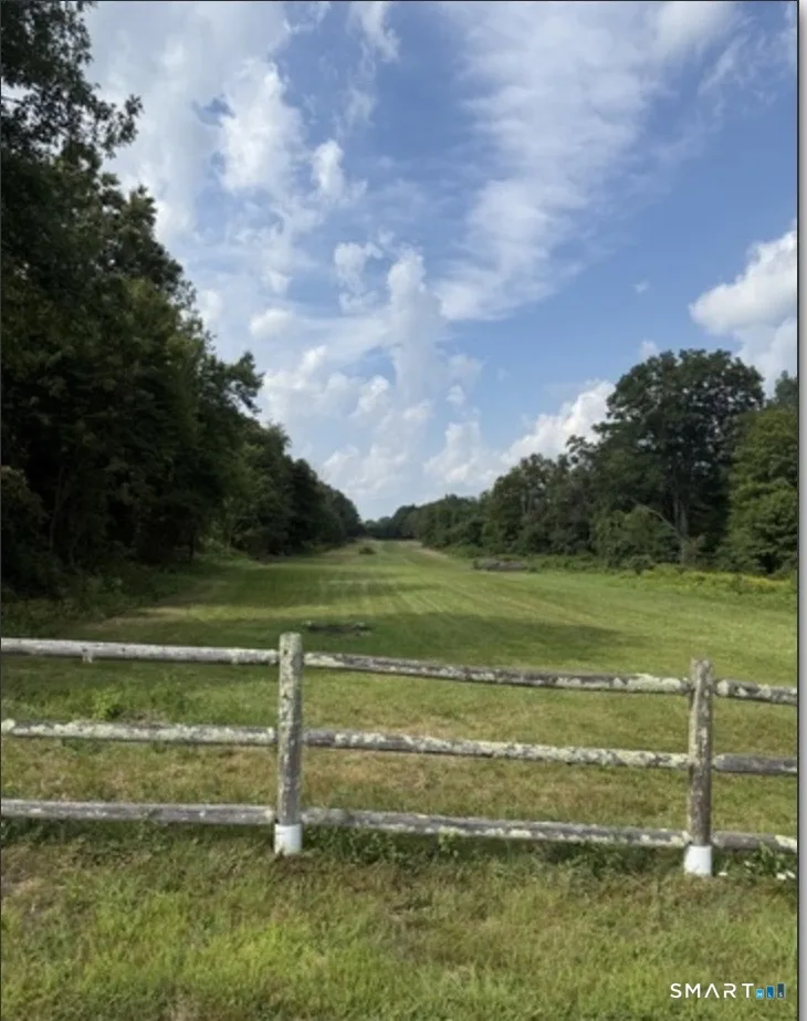 1450 North Road, Killingly, CT