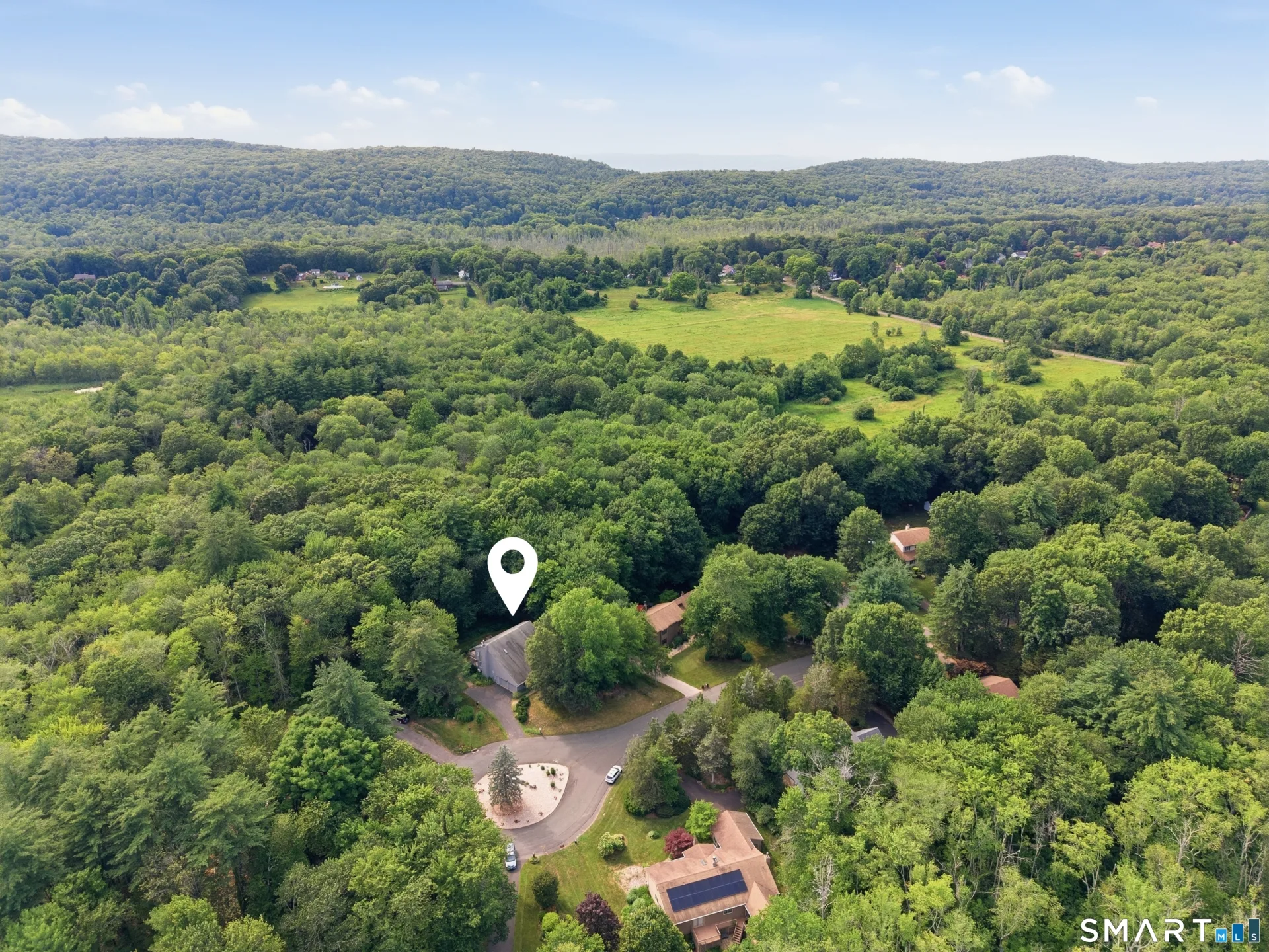23 Walts Hill, Bloomfield, CT
