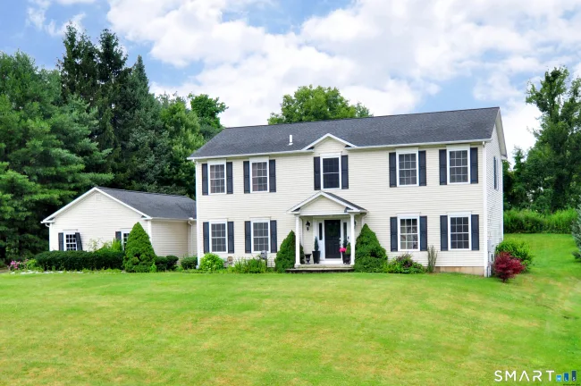34 Chippenwood Lane