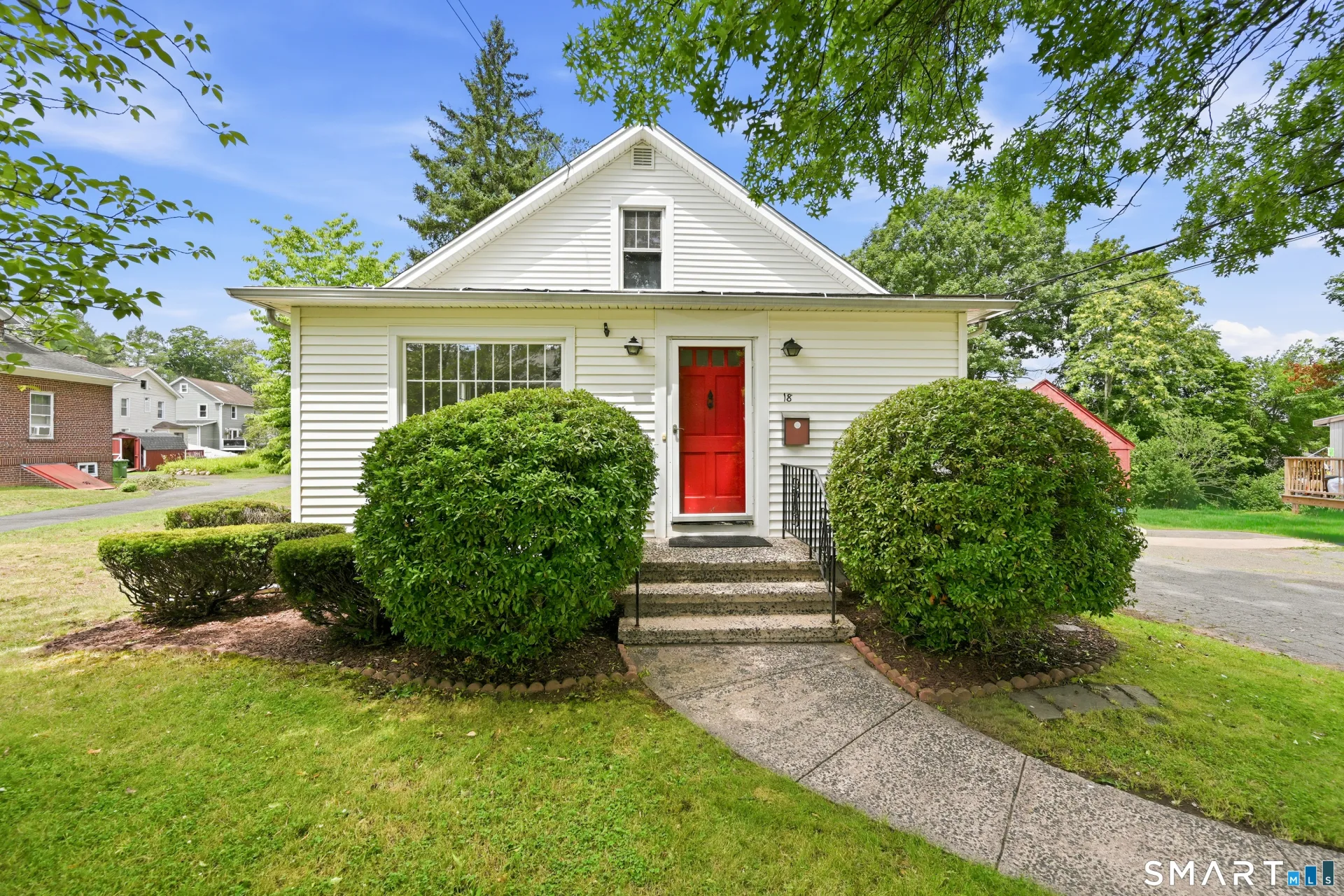18 East Main Street, Wallingford, CT