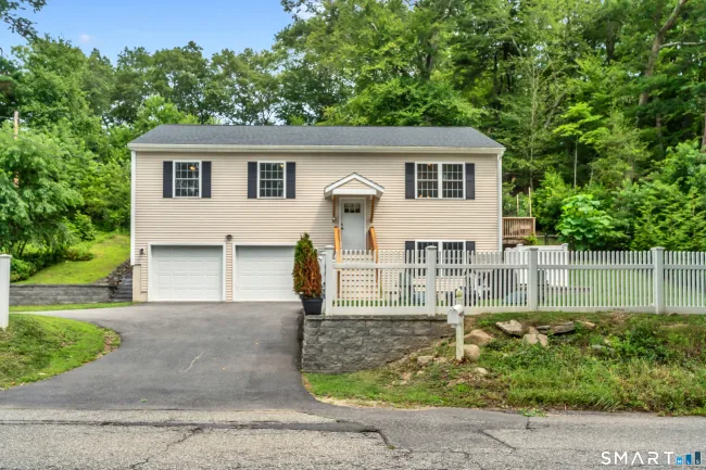 105-A East Pattagansett Road, East Lyme, CT