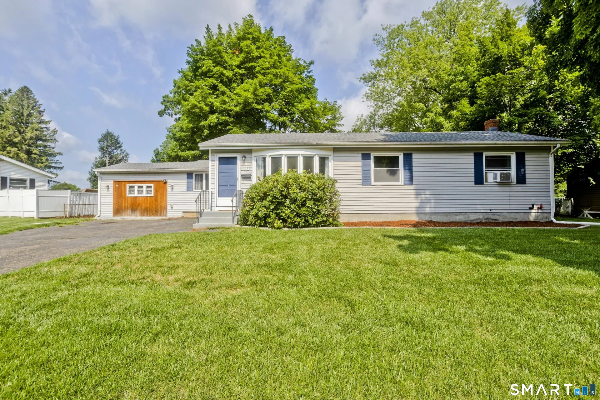 87 Jackson Road, Enfield, CT
