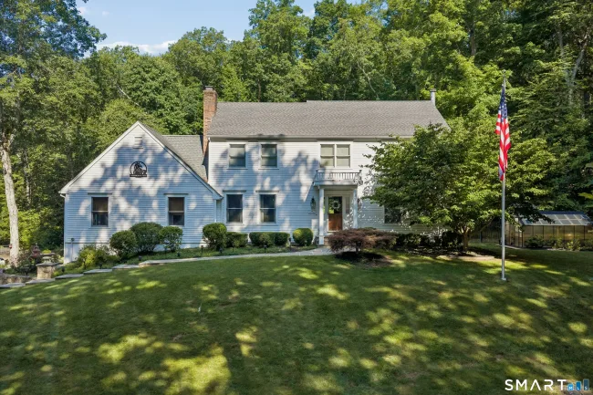 9 Fox Hollow Lane, Newtown, CT