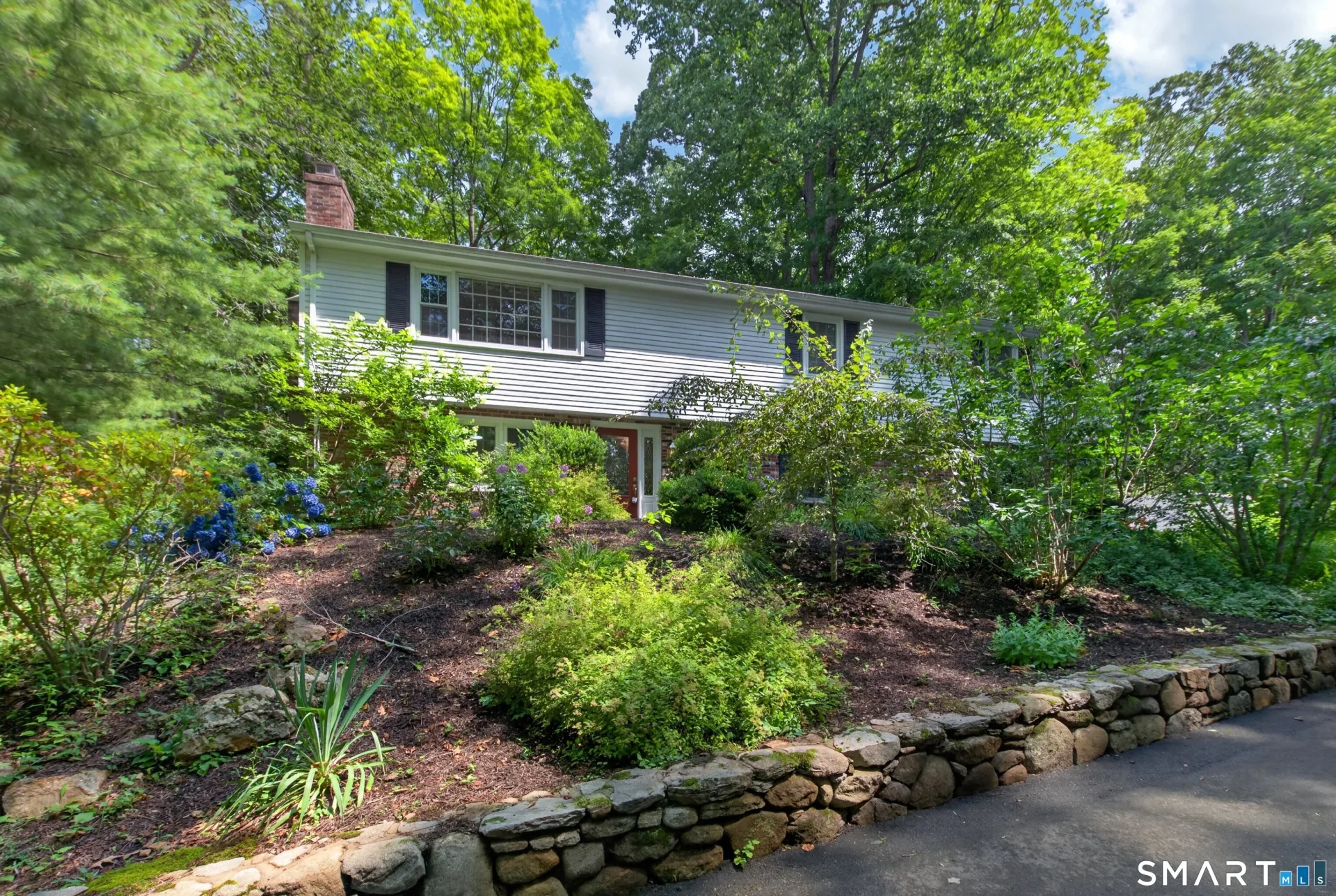 123 Janeway Drive, Guilford, CT